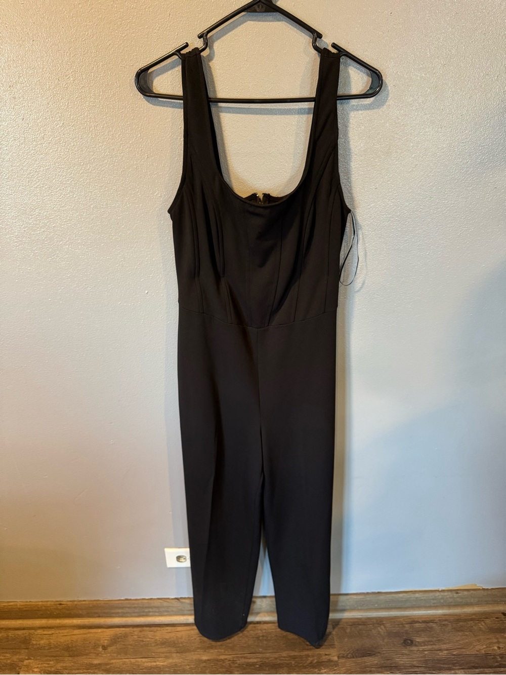 bebe Black Scoop Neck Sleeveless Jumpsuit